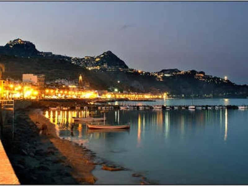 Bluesky Apartment - Third Floor Giardini-Naxos Exterior foto